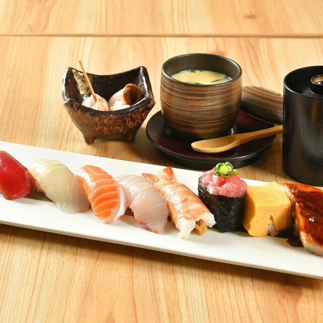 並握り8貫定食